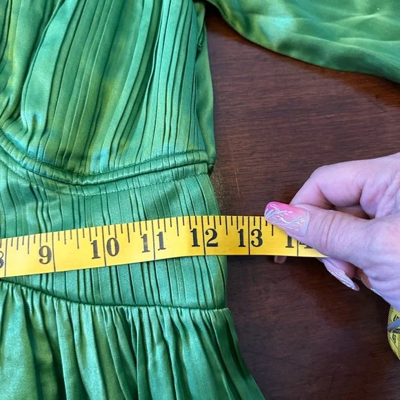 All Saints SZ 0 The‎ Estelle Green  Long Sleeve V-Neck asymmetrical midi dress - Picture 13 of 16